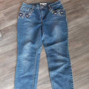 Sz 10 Boston Proper Jewel Embellished Crop Jeans